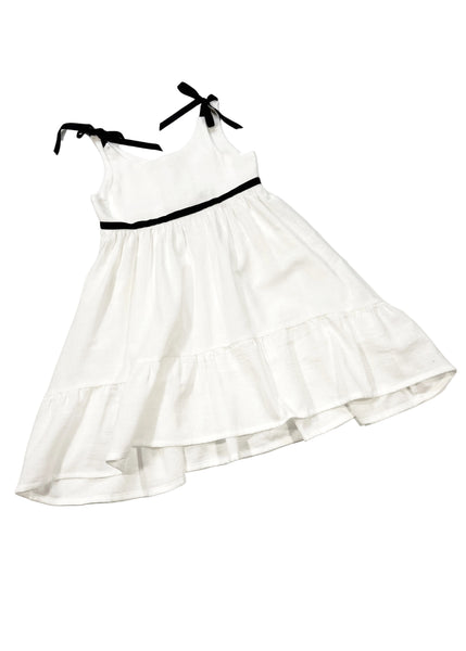 Lily Blanc Maxidress girl